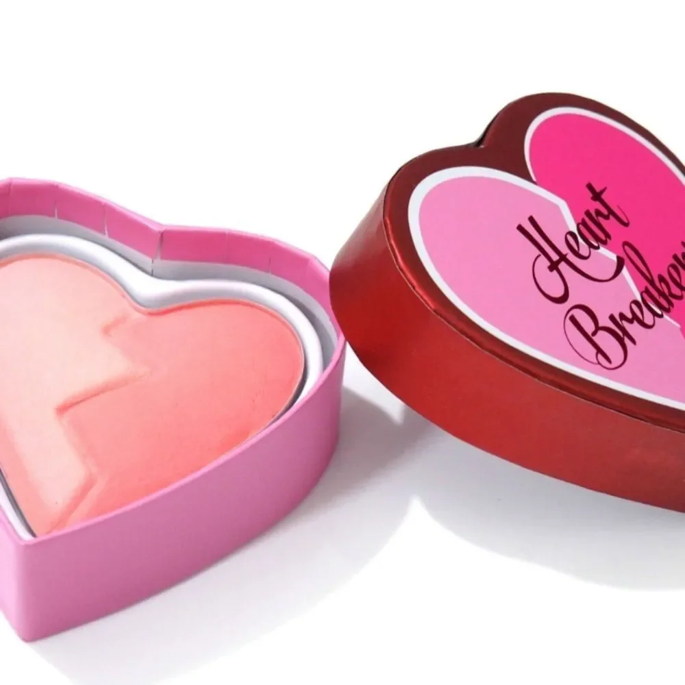 Revolution Beauty Heart Breakers‎ Matte Blush